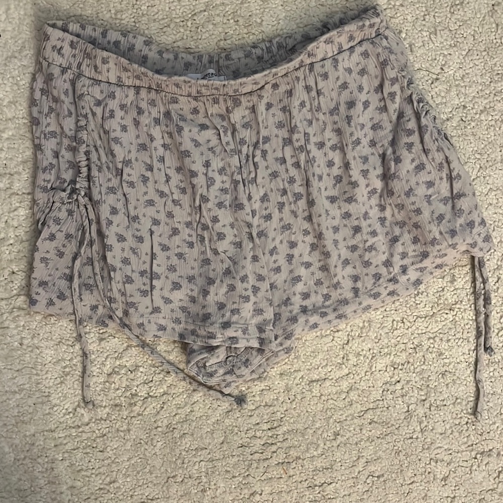 Flouncy Bohemian tie shorts
